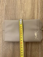 Pouch ysl beaute usato  Riccione
