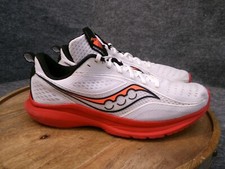 Tênis de corrida esportivo Saucony Kinvara 13 masculino branco vermelho tamanho 9,5 EUA comprar usado  Enviando para Brazil