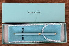Caneta esferográfica fina esmalte azul Tiffany & Co. com caixa e bolsa Tiffany, usado comprar usado  Enviando para Brazil