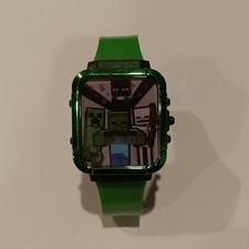 Usado, Minecraft Creeper Watch / The Creeper Logo Enderman Face Light Up Color Change.  comprar usado  Enviando para Brazil