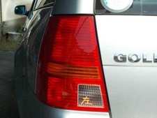 Lanterna traseira esquerda Volkswagen Golf 2001 GF-1JAPK [usada] [PA64731272] comprar usado  Enviando para Brazil
