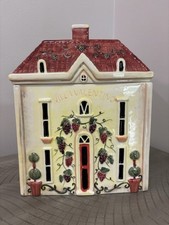 Large italian cottage for sale  Auburn