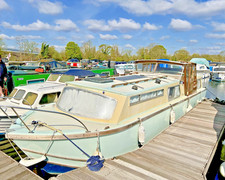 Dawncraft 30ft cruiser for sale  UXBRIDGE