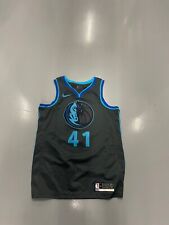 Dirk nowitzki dallas for sale  Auburn