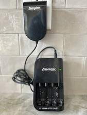 Carregador de bateria Energizer para AA e AAA recarregável e plugue adaptador AC/DC comprar usado  Enviando para Brazil