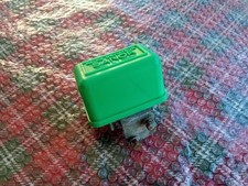 Relais déviateur centrale d'occasion Relais déviateur centrale d'occasion  Les Vans