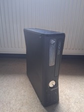 Dysk twardy Microsoft Xbox 360 Slim 4 GB czarny model 1439 TYLKO KONSOLA, używany na sprzedaż  Wysyłka do Poland