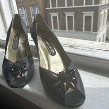Women vintage shoes for sale  LONDON