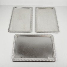 3X Vintage Bandeja - Metal - Grande & Rectangular - Con Borde Decorativo comprar usado  Enviando para Brazil