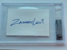 Carta zachary levi usato  Spedire a Italy