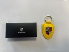 Portachiavi pelle giallo usato  Rivarolo Canavese