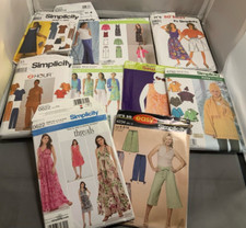 Lot simplicity sewing for sale  Sun City