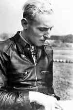 Pilote erich hartmann d'occasion  Sainte-Mère-Église
