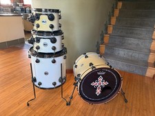 Collectors 4pc white for sale  Encinitas