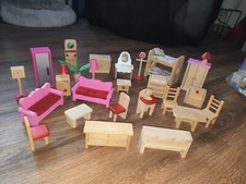 Lote de brinquedos e outros móveis de madeira para casa de bonecas Plan (B) comprar usado  Enviando para Brazil