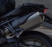 Doppio scarico triumph usato  Mantova