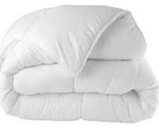 Couette blanche chaude d'occasion  Auchel