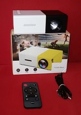 Mini proiettore portatile usato  Putignano