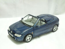 Renault megane cabrio usato  Genova