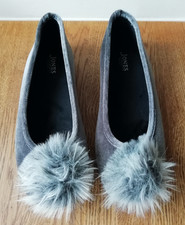 Ladies slipper brand for sale Ladies slipper brand for sale  LEICESTER