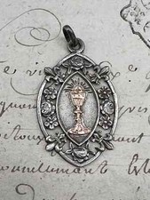 Médaille calice fleurs d'occasion  Bordeaux-