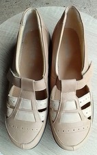 Sandpiper size 8.5 for sale  BEDFORD