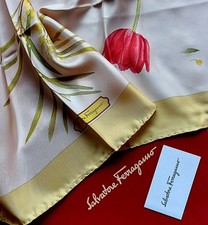 Ferragamo foulard 100 usato  Siena