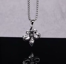 Collana fleur lis usato  Val di Nizza