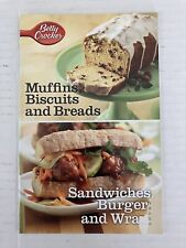 Betty Crocker Cookbook Muffins Biscuits and Breads Sandwiches Burgers and Wraps, usado segunda mano  Embacar hacia Argentina