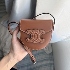 besace cuir d'occasion  Expédié en Belgium