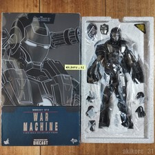 Hot toys marvel d'occasion  Expédié en Belgium