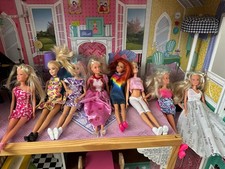 Lotto bambole barbie usato  Savona