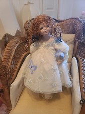 Mundia artist doll d'occasion  Expédié en Belgium