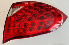Fanale posteriore destro usato  Ala