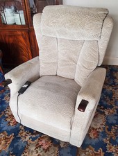 Electric riser recliner for sale  CROYDON