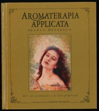 Aromaterapia applicata usato  Gavirate