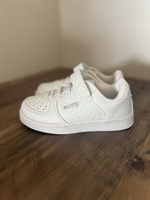 pair girl 11 shoes 4 for sale pair girl 11 shoes 4 for sale Altoona