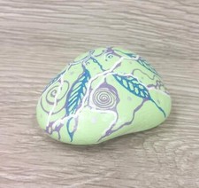 Usado, Folhas pintadas à mão arte rupestre pedra abstarto pedras decorativas pintadas à mão comprar usado  Enviando para Brazil