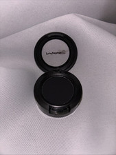 Sombra Mac Matte CARBON - Tamanho completo 1,5 g / 0,05 oz. Novo sem caixa comprar usado  Enviando para Brazil