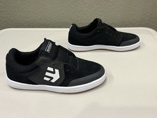 Etnies marana kids for sale Etnies marana kids for sale  Loveland