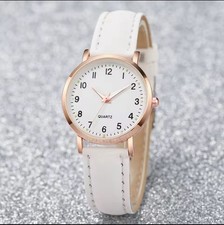 Montre quartz analogique d'occasion  Chef-Boutonne