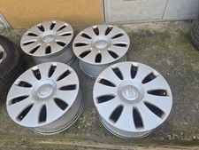 Set cerchi lega usato  Torino