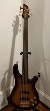 Fernandes fretless bass for sale  Moorestown
