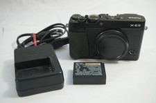 Fujifilm fuji fotocamera usato  Spedire a Italy