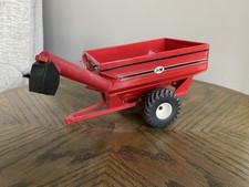 Carrinho de grãos Ertl 1/32 J&M Manufacturing vermelho fundido comprar usado  Enviando para Brazil