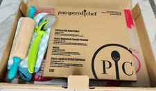 Novo Conjunto de Pizza Infantil Pampered Chef 1477 "Let’s Make Pizza" Caixa Aberta comprar usado  Enviando para Brazil