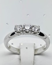 Anello trilogy oro usato  Torino