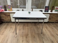 Dining table tavo for sale  SITTINGBOURNE