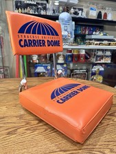 Assento de estádio vintage Syracuse University Carrier cúpula dobrável metal branqueador, usado comprar usado  Enviando para Brazil