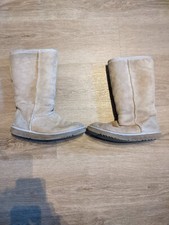 Ugg australia women for sale  SUDBURY